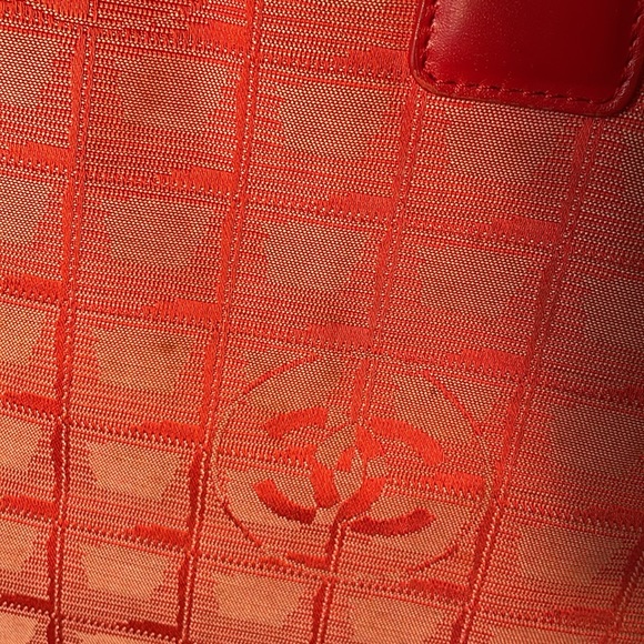 ❤️ Chanel Traveline Canvas Tote Bag Orange/Red - Picture 3 of 12